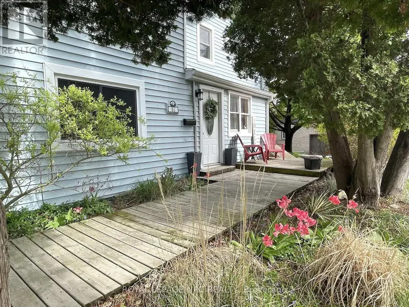 Detached at 1 JOHN AVENUE, Brant