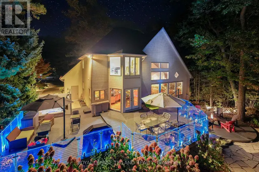 Detached at 10016 THE TRAIL, Lambton Shores