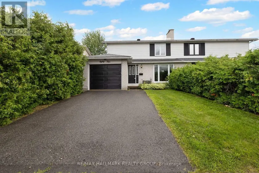 Semi-Detached/Link at 84 CHESTERTON DRIVE, Ottawa