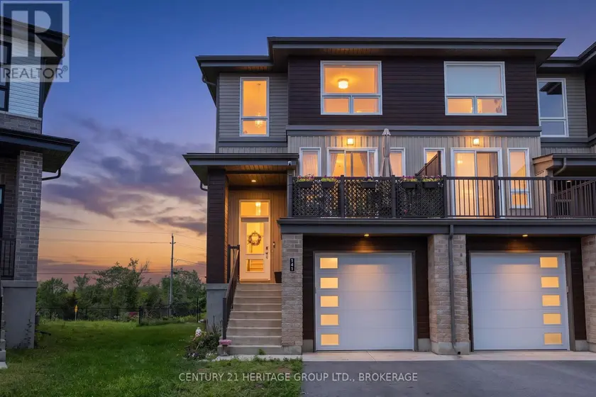 Townhouse at 141 SUPERIOR DRIVE, Loyalist