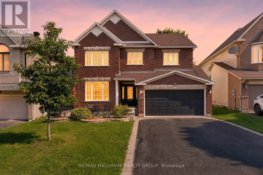Detached at 42 GLENRILL PLACE S, Ottawa
