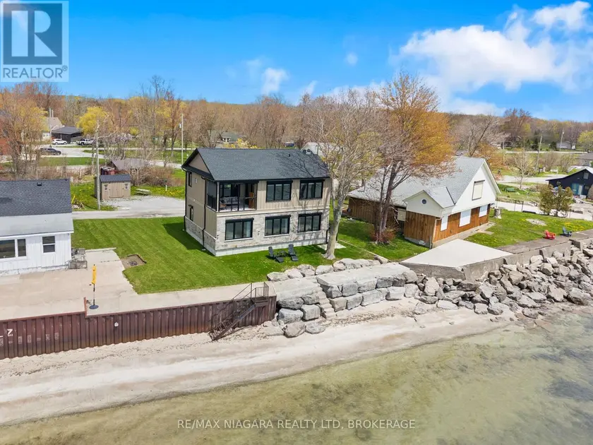 Detached at 11605 BEACH ROAD W, Wainfleet