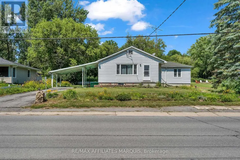 Detached at 1030 WAGARVILLE ROAD, Frontenac