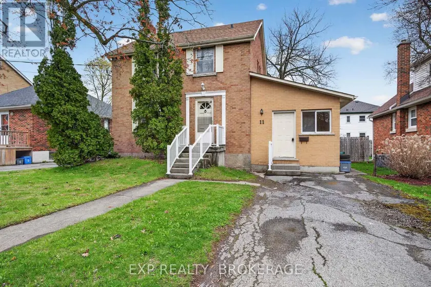 Detached at 11 CARRUTHERS AVENUE, Kingston