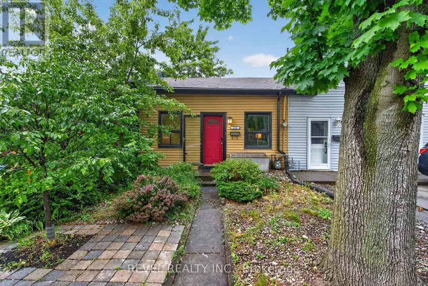 Townhouse at 153 FERRIE STREET E, Hamilton