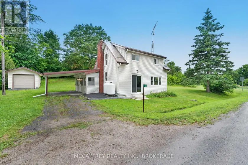 Detached at 333 BURRIDGE ROAD, Frontenac