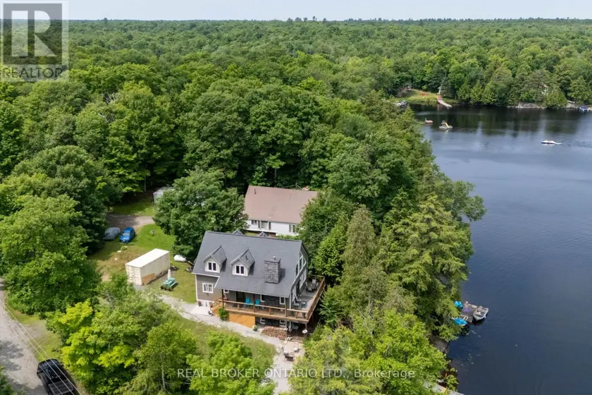 Detached at 1 MCKOWEN ROAD, McKellar