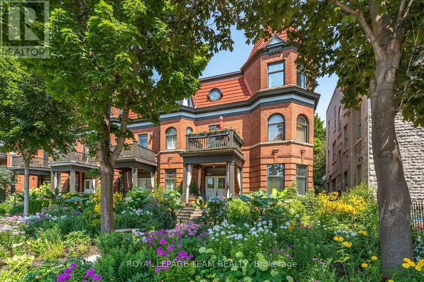 Townhouse at 525 KING EDWARD AVENUE, Ottawa