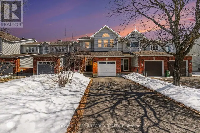 Townhouse at 52 BLACKDOME CRESCENT, Ottawa