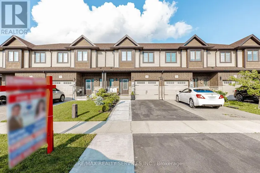 Townhouse at 1561 DUNKIRK AVENUE, Woodstock