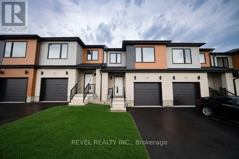 Townhouse at 115 MATTINGLEY STREET, Brant
