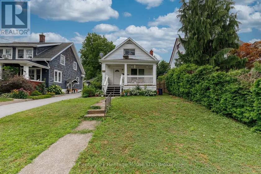 Multiplex at 182 BERTIE STREET, Fort Erie