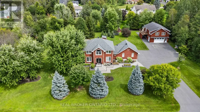 Detached at 27 GARRISON DRIVE, North Grenville