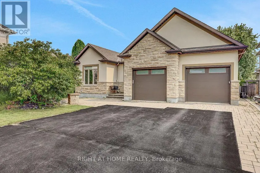 Detached at 514 LANDSWOOD WAY, Ottawa