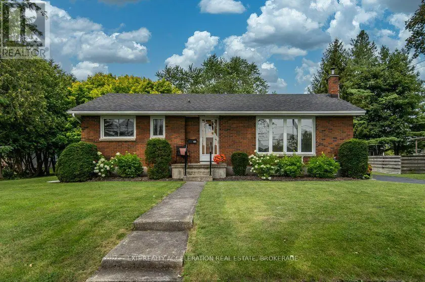 Detached at 409 DUNDAS STREET W, Greater Napanee