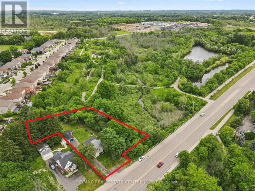Detached at 651 DUNDAS STREET S, Cambridge