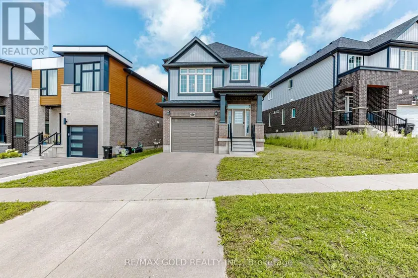 Detached at 617 BENNINGER DRIVE, Kitchener
