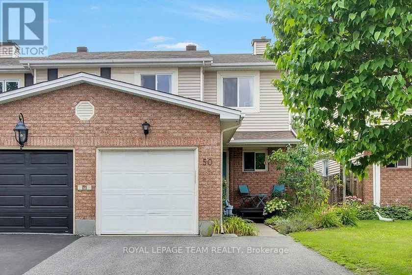 Townhouse at 50 BURLINGTON CRESCENT, Ottawa