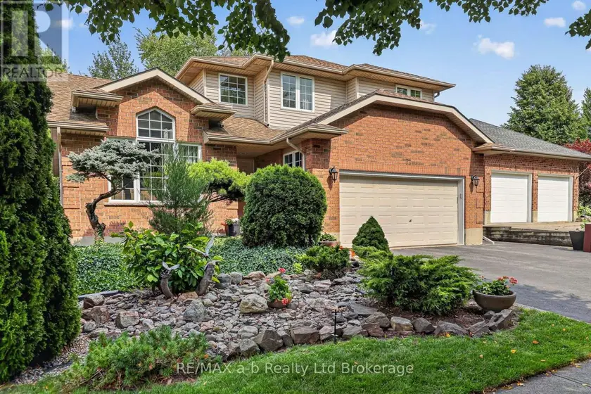 Detached at 72 INDIAN ROAD, Woodstock