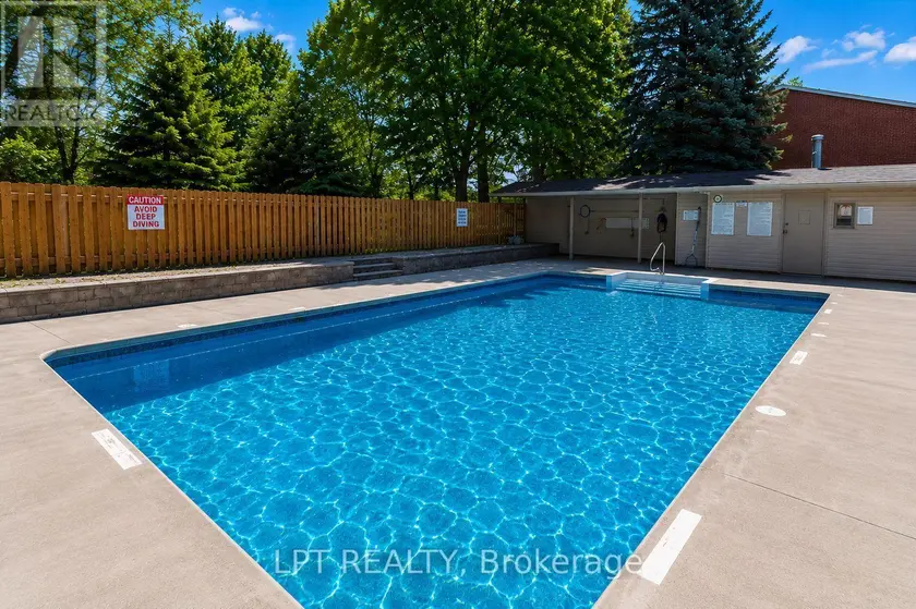 Townhouse at # 70 - 49 RHONDA ROAD, Guelph