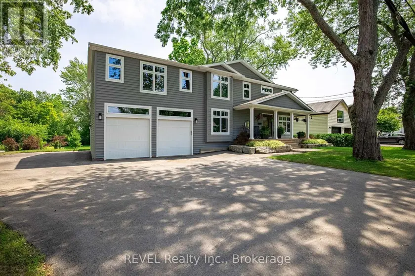 Detached at 74 MONTGOMERY ROAD, Welland