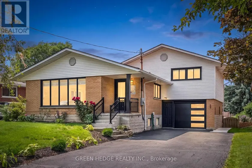 Detached at 385 VILLAGE CRESCENT, Kitchener