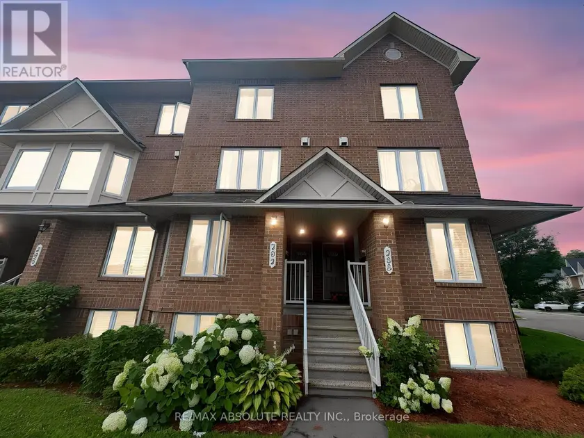 Townhouse at 294 CRESTHAVEN DRIVE, Ottawa