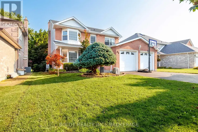 Detached at 64 CARMINE CRESCENT, St. Catharines