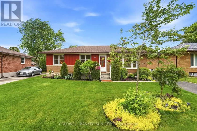 Detached at 84 DUMBARTON STREET, Guelph