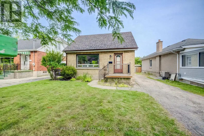 Detached at 30 INDIANA STREET, Waterloo
