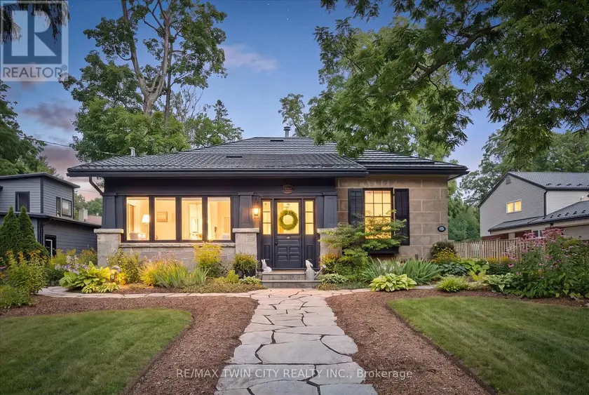 Detached at 275 GEDDES STREET, Centre Wellington