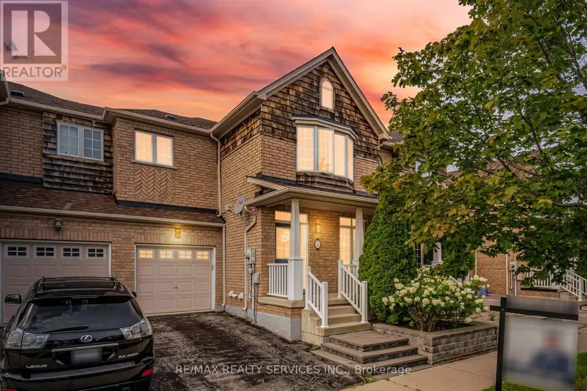 Townhouse at 5 WESTHAMPTON WAY, Hamilton