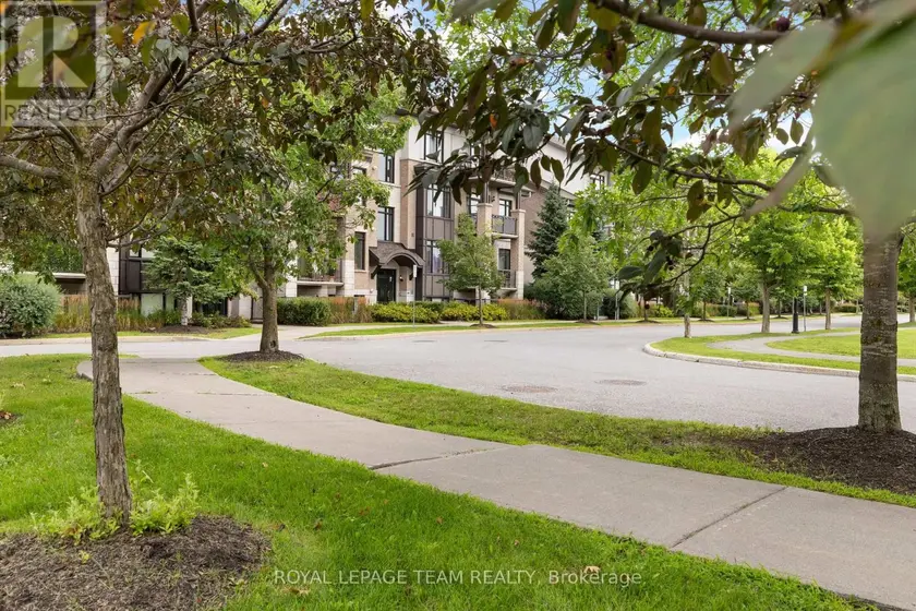 Apartment at 104 - 655 BEAUPARC PRIVATE, Ottawa