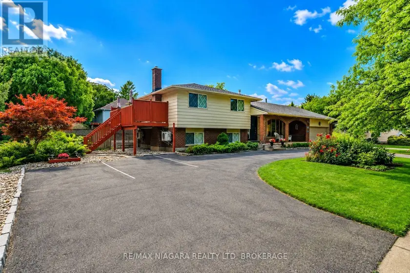 Detached at 90 MARY STREET, Niagara-on-the-Lake