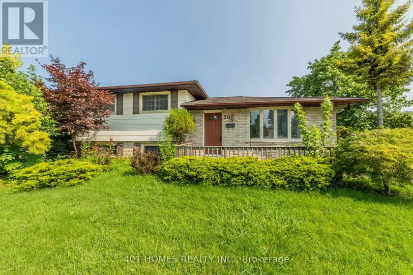 Detached at 39 PATRICIA STREET, St. Thomas