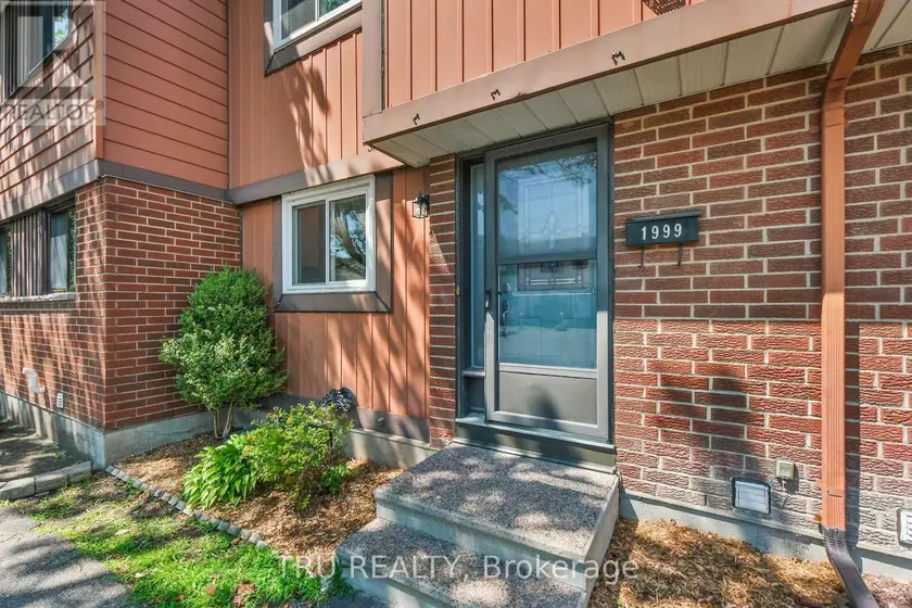 Townhouse at 1999 FALKIRK CRESCENT, Ottawa