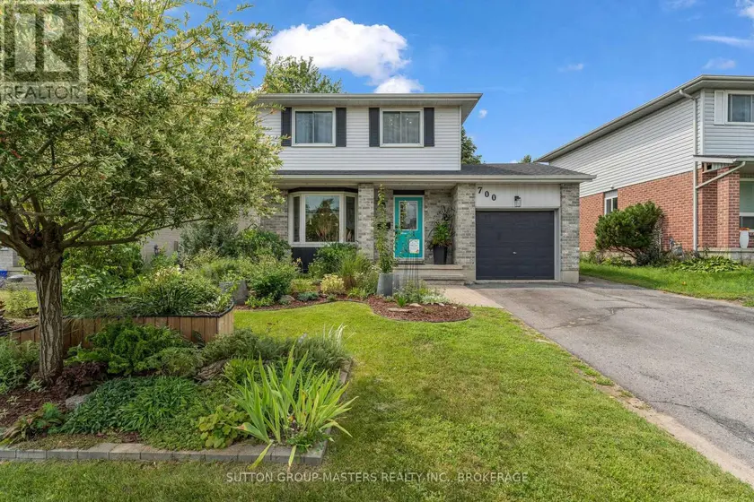 Detached at 700 CEDARWOOD DRIVE, Kingston