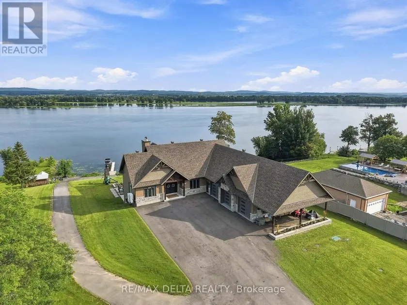 Detached at 3815 OLD HIGHWAY 17 ROAD, Clarence-Rockland