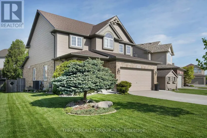 Detached at 3202 EMILYCARR LANE, London South