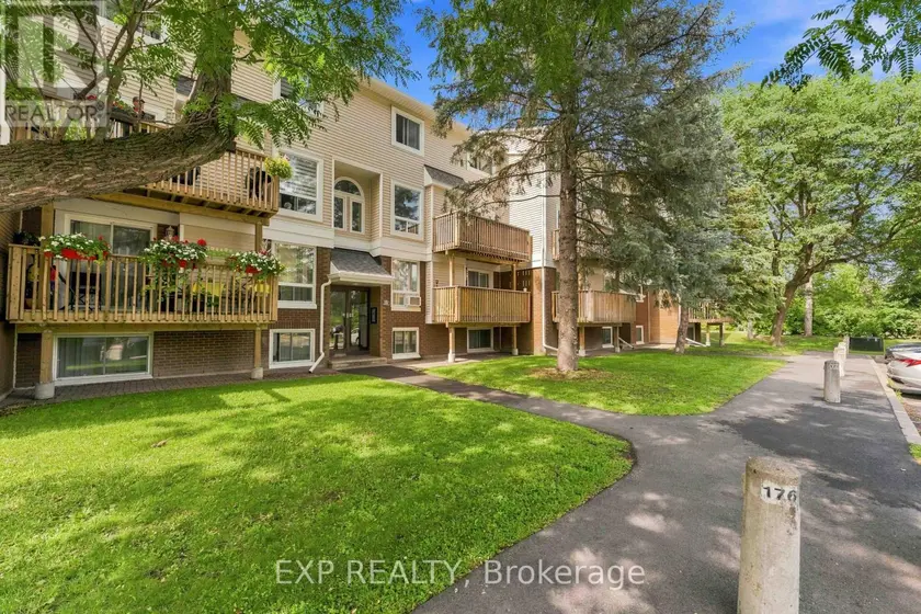 Townhouse at 2 - 320 FENERTY COURT, Ottawa