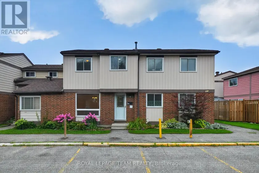 Townhouse at 13 - 1918 BELMORE LANE, Ottawa