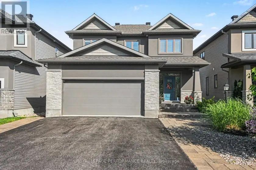 Detached at 523 ADAMSON CRESCENT, Ottawa