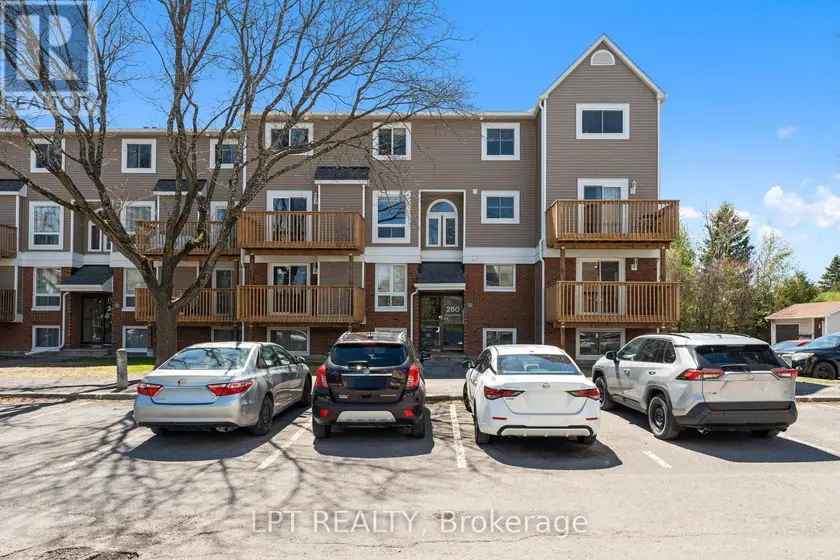 Townhouse at 4 - 260 FENERTY COURT, Ottawa