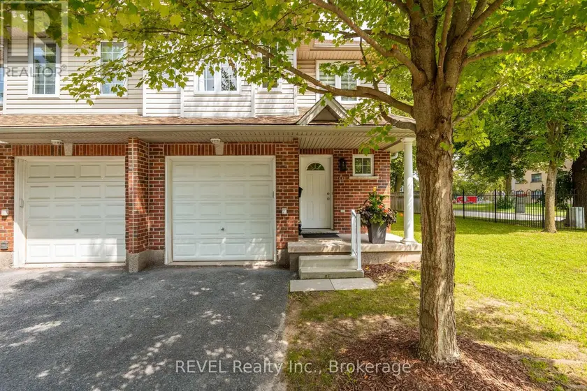 Townhouse at 11 - 6263 VALLEY WAY, Niagara Falls
