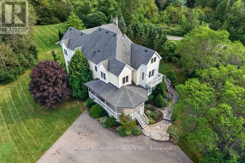 Detached at 110 CONCESSION 11 ROAD E, Hamilton