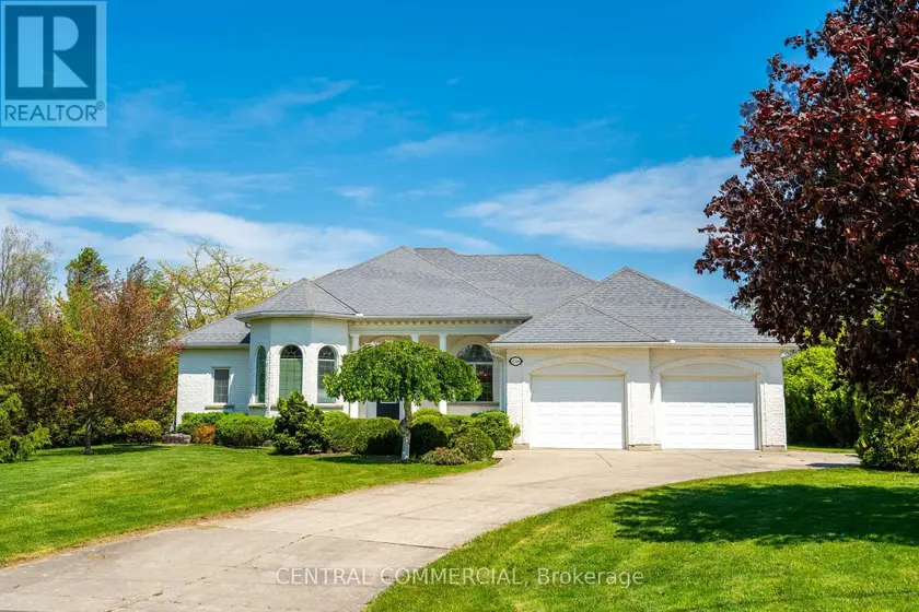 Detached at 4266 BLUEPOINT DRIVE, Plympton-Wyoming