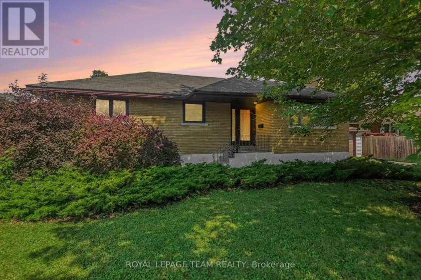 Detached at 3 DONNA STREET, Ottawa