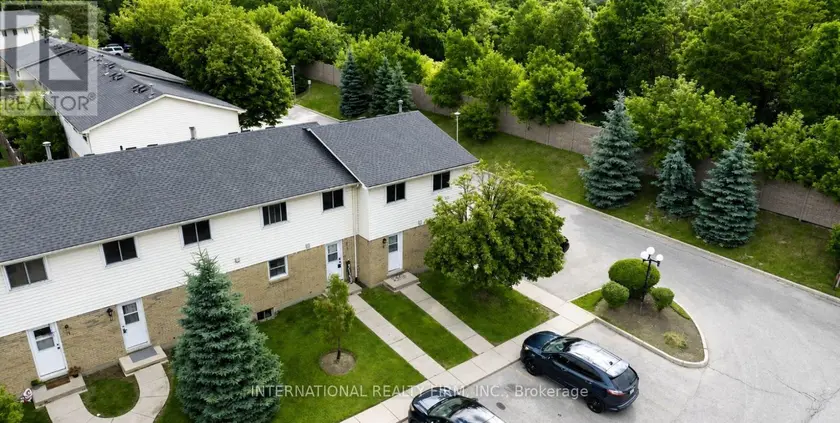 Townhouse at 8 - 470 SECOND STREET, London East