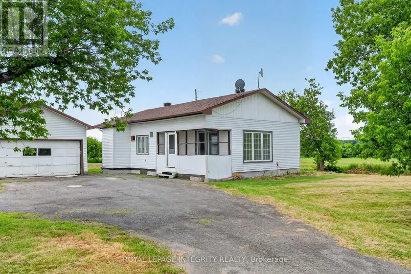 Detached at 3156 OLD HIGHWAY 17 ROAD, Clarence-Rockland