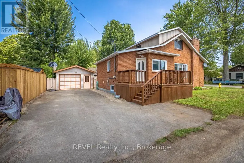 Detached at 353 OAKWOOD AVENUE, Fort Erie
